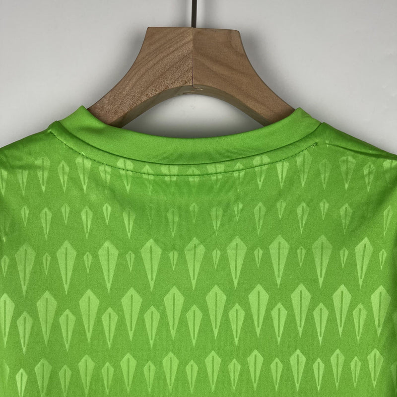 Real Madrid 23/24 Goalkeeper Kids Kit 