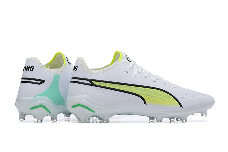 Puma King Ultimate Soccer Cleats 
