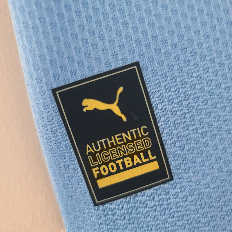 Uruguay jersey for the 2022 World Cup. 