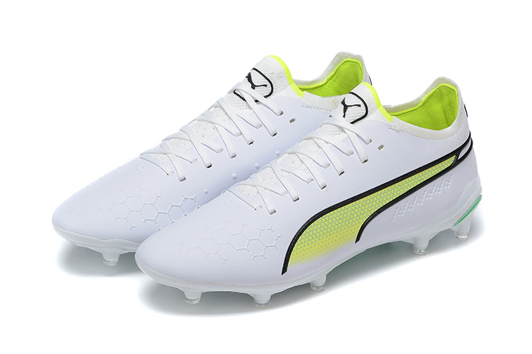 Puma King Ultimate Soccer Cleats 