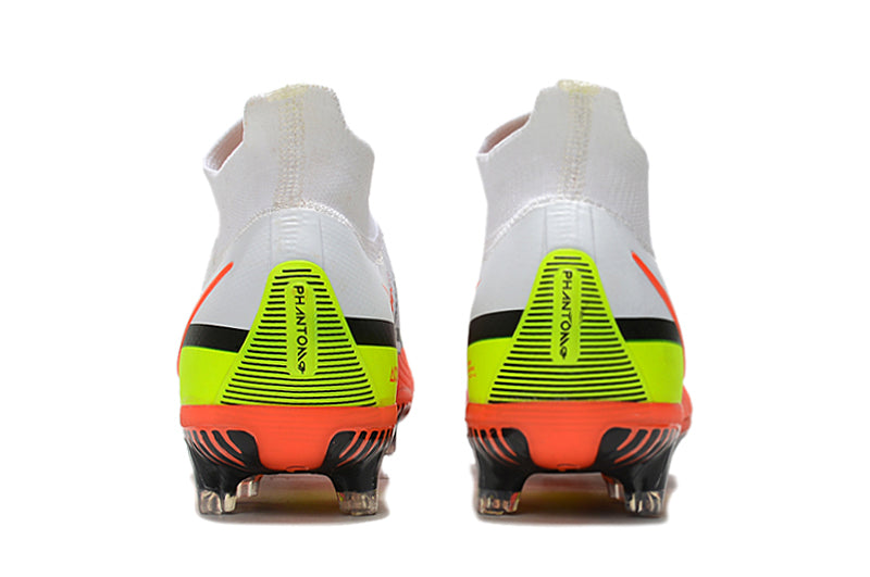 Nike Phantom GT2 Elite Soccer Cleats 
