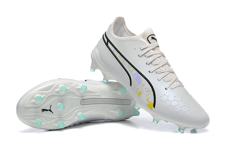 Puma King Ultimate Soccer Cleats 