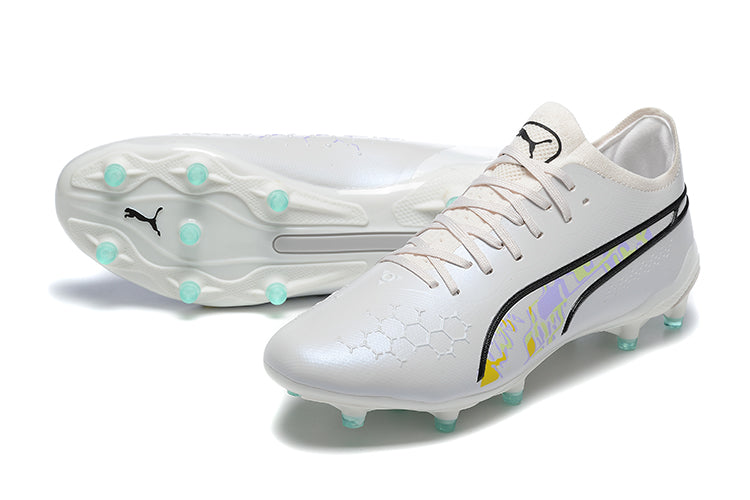 Puma King Ultimate Soccer Cleats 