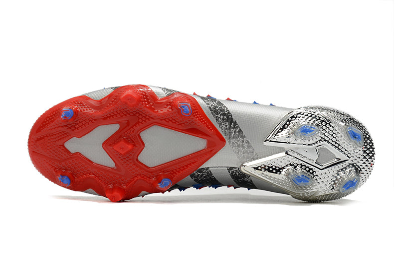 Adidas Predator Freak+ Low 1 Fußballschuhe. 