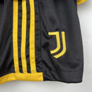 Juventus Kids Kit 23/24 