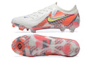 Nike Phantom Luna Elite Low Field Soccer Cleats 