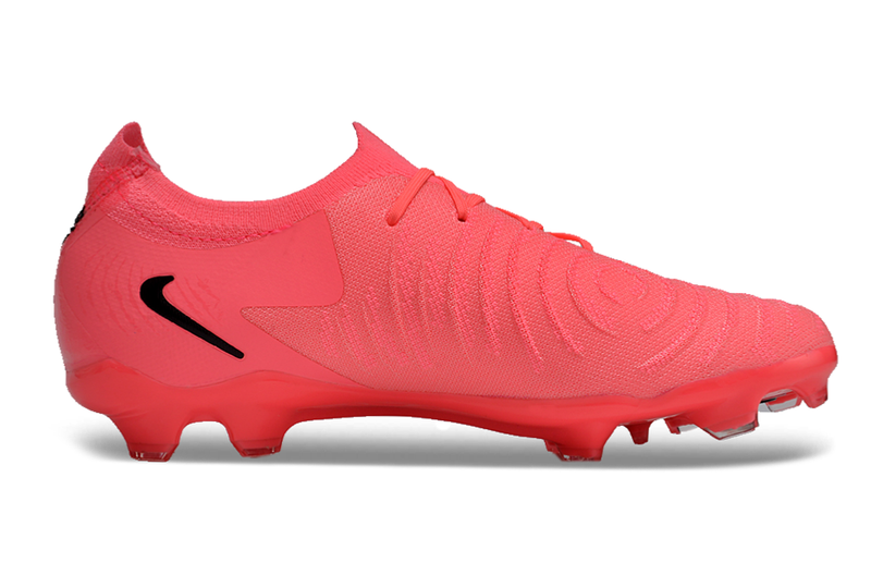 Nike Phantom Luna Elite Low Field Soccer Cleats 
