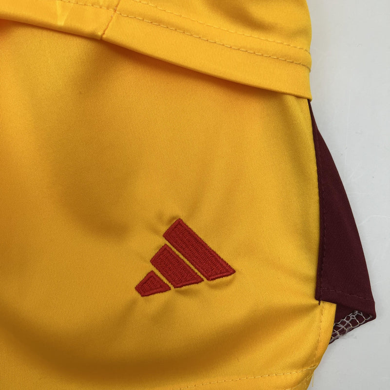 Colo-Colo Goalkeeper Kids Kit 23/24