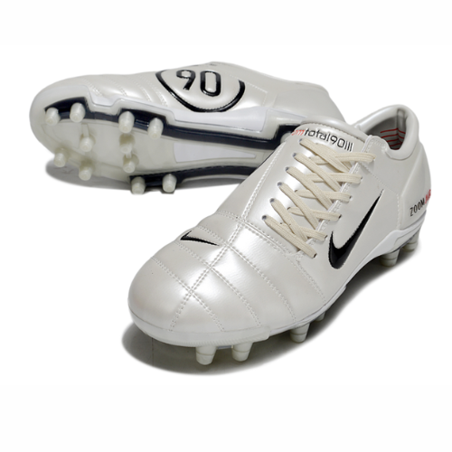 Nike Total 90 Soccer Cleats