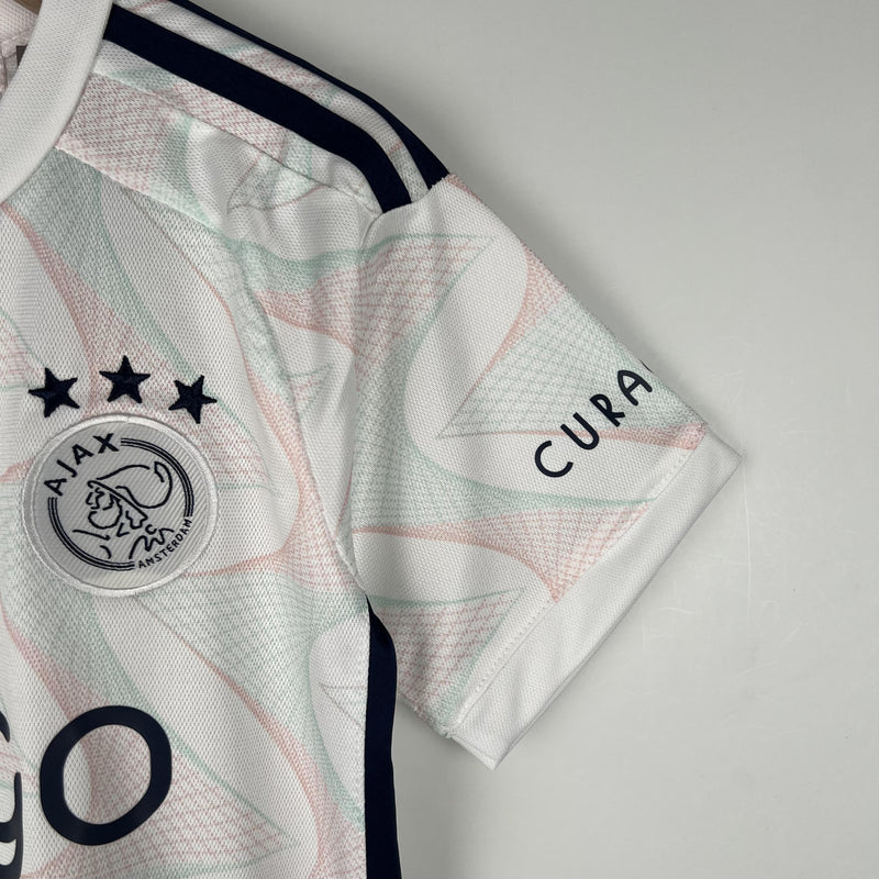 Ajax Kids Kit 23/24 