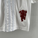 Manchester United 23/24 Children's Kit 