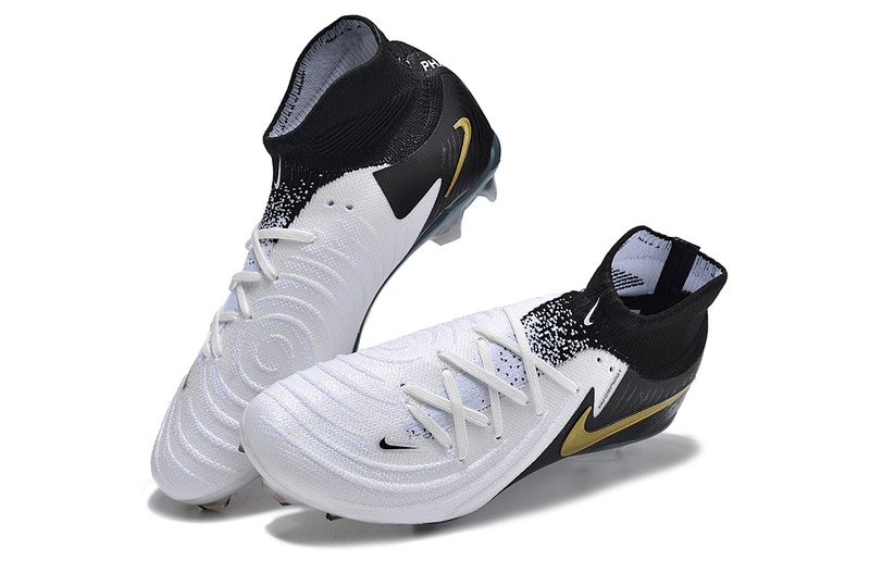 Nike Phantom Luna Elite Soccer Cleats 