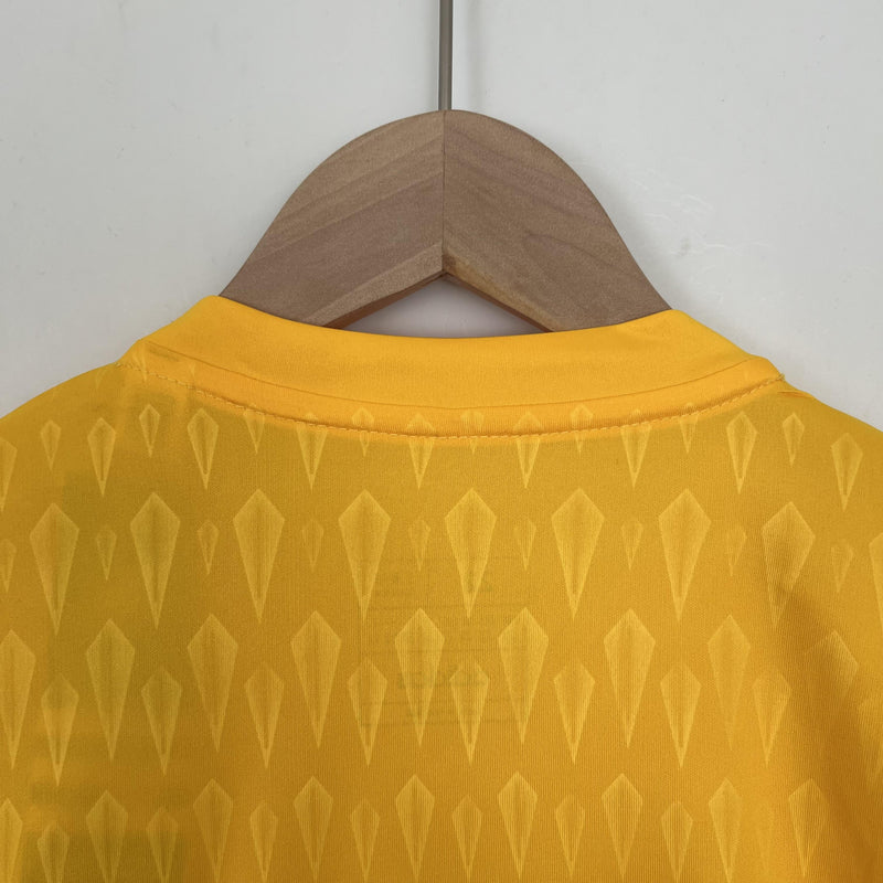 Colo-Colo Goalkeeper Kids Kit 23/24