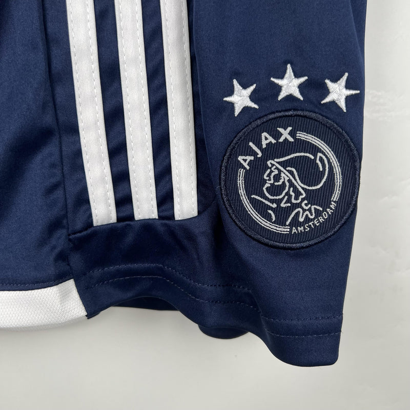 Ajax Kids Kit 23/24 