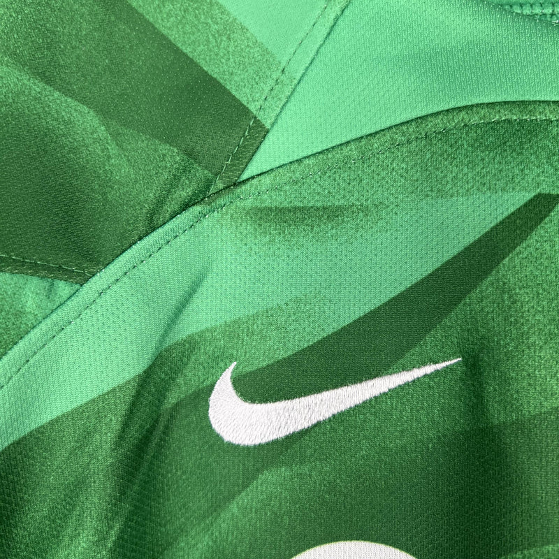 Barcelona 23/24 Goalkeeper Kids Kit 