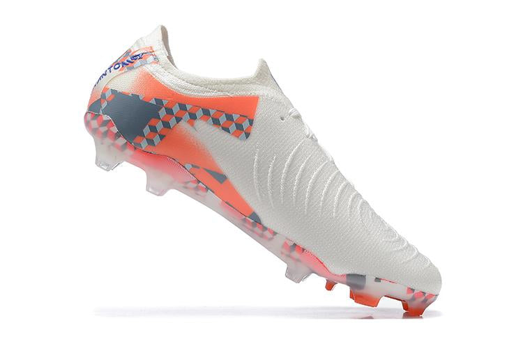 Nike Phantom Luna Elite Low Field Soccer Cleats 