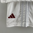 Manchester United 23/24 Children's Kit 