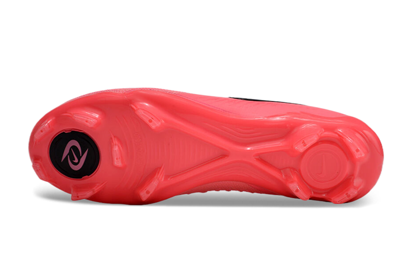 Nike Phantom Luna Elite Low Field Soccer Cleats 